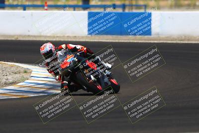 media/Jun-07-2025-TrackDaz (Sat) [[4413525952]]/A Group/1pm (Turn 1)/